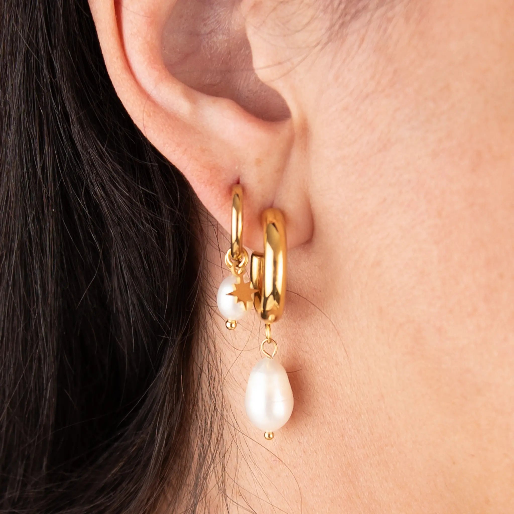 Golden glow set worn by a person.